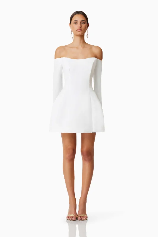 Vida Off The Shoulder Day Mini Dress In White